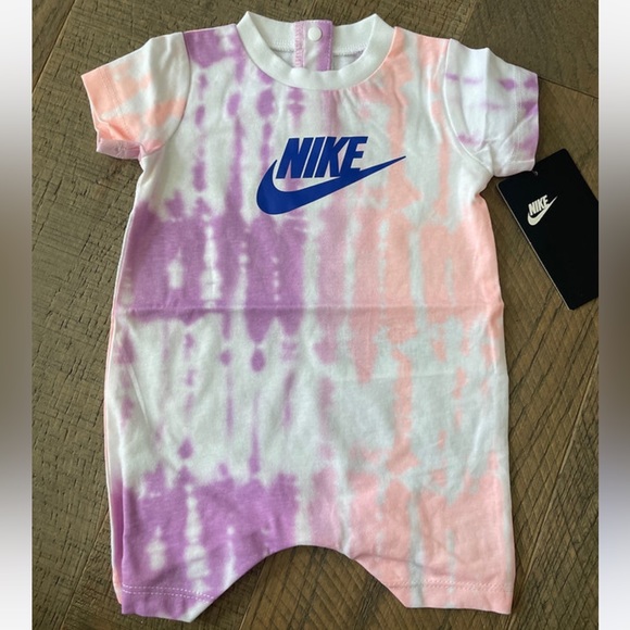 Nike Baby Girl Romper - Picture 1 of 1